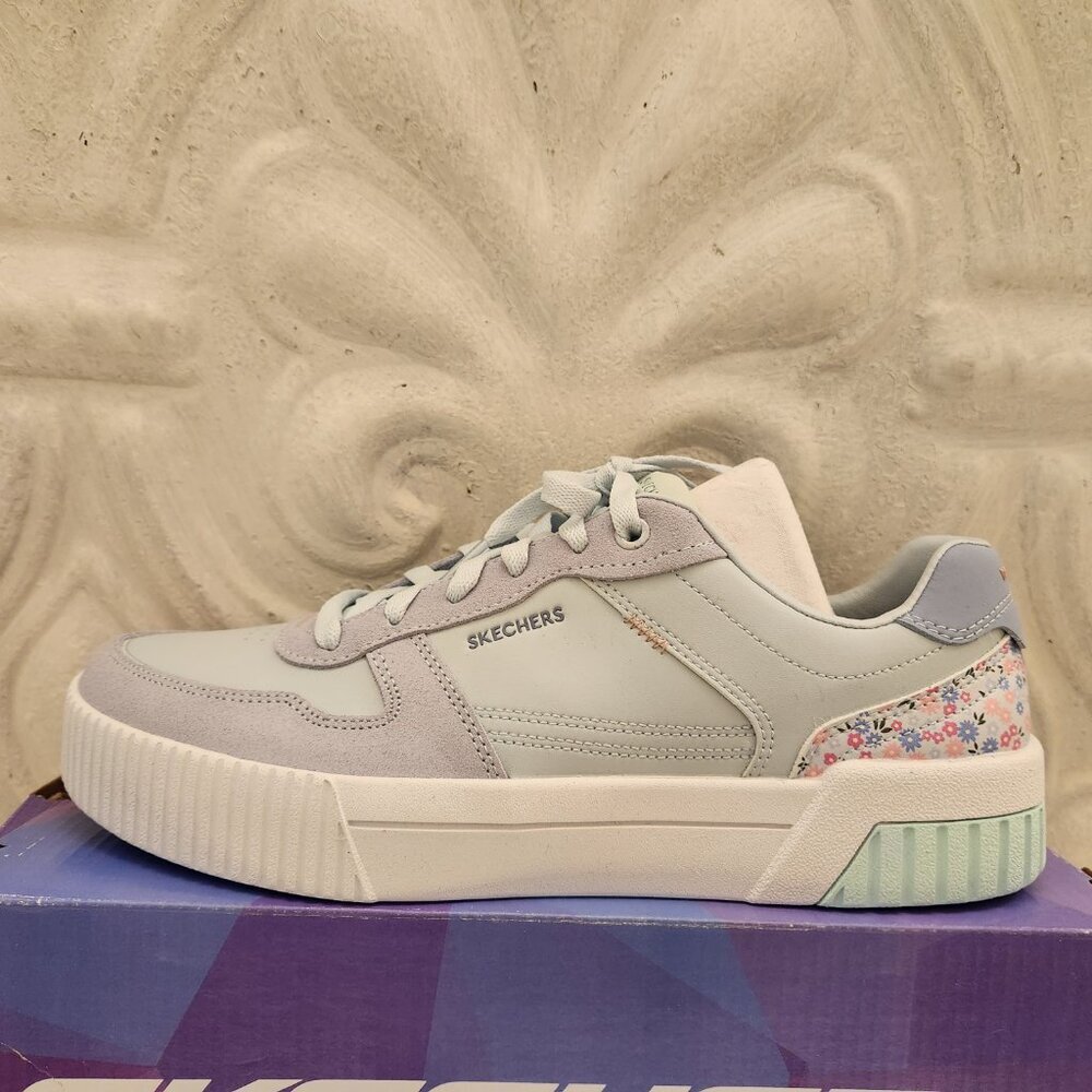 Skechers "Dainty Floral" Jade Court Sneakers. NIB. Size: various - Picture 2 of 13